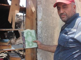 Çanakkale'de evi yandı, çatısı çöktü, Kur'an-ı Kerimler sapasağlam kaldı