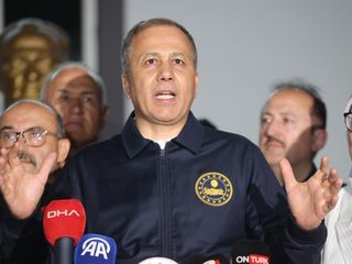 İçişleri Bakanı Yerlikaya'dan Balıkesir depremiyle ilgili açıklama