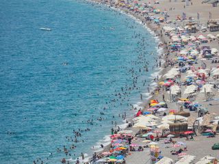 Ülkenin en sıcak yeri: Antalya'da termometreler 46 dereceyi gördü