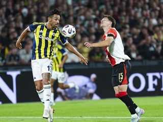 Fenerbahçe, Feyenoord karşısında tur arıyor