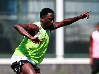 Beşiktaş'ın yeni transferi Wilfred Ndidi, ilk idmanına çıktı