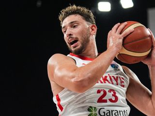A Milli Erkek Basketbol Takımı'nın Karadağ maçı biletleri satışa sunuldu