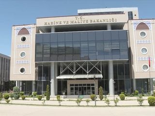 Hazine tahvil ihalesi düzenledi