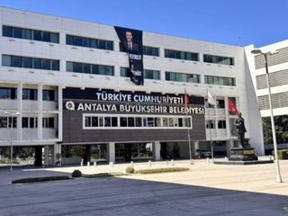 Antalya Büyükşehir Belediyesi'ne rüşvet operasyonu: 17 gözaltı