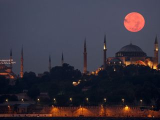 Zamanın izlerini taşıyorlar: İstanbul’un en eski tarihi camileri