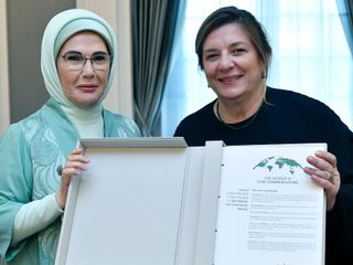 Emine Erdoğan, Gürcistan Cumhurbaşkanı Kavelashvili'nin eşiyle bir araya geldi
