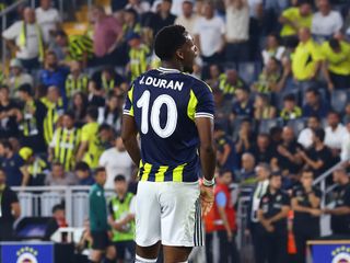 Fenerbahçe'de Jhon Duran sakatlandı!