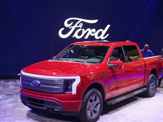 Ford, yeni elektrikli araç planlarını açıkladı: İlk model 2027'de