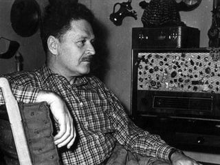 MİT arşiv belgesini paylaştı: Nâzım Hikmet'e ait çizim ve şiir