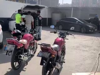 Hatay'da motosiklet sürücüsü hem kendi hem diğer sürücülerinin canını tehlikeye attı