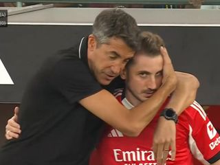 Fenerbahçe'ye Kerem Aktürkoğlu için kötü haber!
