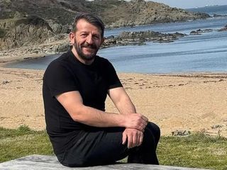 İstanbul'da şüpheli ölüm: Yerde yüzüstü yatar halde bulundu