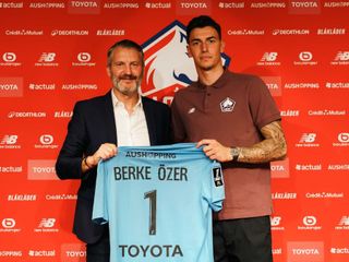 Berke Özer, Lille'e transfer oldu
