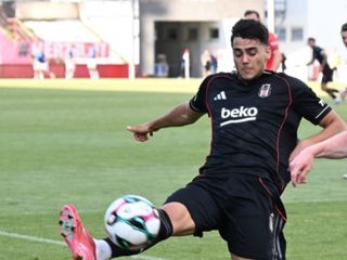 Beşiktaş'ta Mustafa Erhan Hekimoğlu sakatlandı