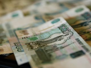 Rusya'da şirketlerin döviz satma zorunluluğu iptal edildi