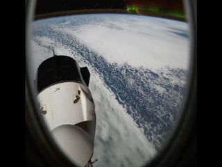 NASA'da görev yapan astronot paylaştı: Uzaydan büyüleyici gün doğumu