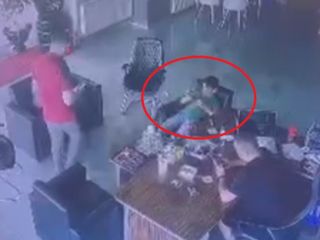 Niğde'de oto galeriye silahlı saldırı: 8 yaşındaki Ege yaralandı