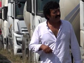 Görenler dönüp bir daha bakıyor: Van'ın 'Müslüm Baba'sı'