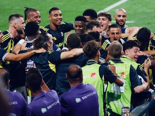 Fenerbahçe'nin Göztepe maçı kamp kadrosu belli oldu