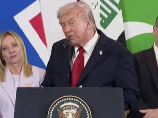 ABD Başkanı Trump'tan İtalya Başbakanı Meloni'ye: Çok güzelsin