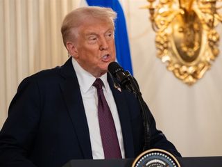 Donald Trump, Time dergisinin kapağındaki fotoğrafını beğenmedi