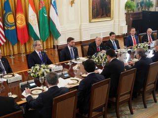 Kazakistan İsrail ile normalleşme anlaşması imzaladı: Tokayev, Trump'ı övdü