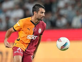 Leo Dubois, futbolu bıraktığını açıkladı