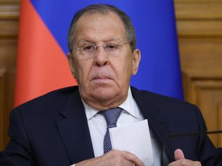 Rusya: Trump'ın tam kapsamlı nükleer denemeleri mi kastettiği net değil