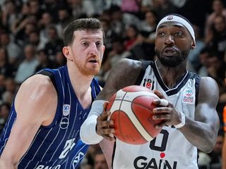 Beşiktaş, Anadolu Efes'e şans tanımadı