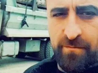 Artvin'de üzerine ağaç devrilen işçi can verdi