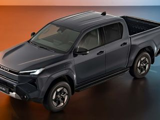 Toyota Hilux yenilendi: Tamamen elektrikli yeni bir versiyon var