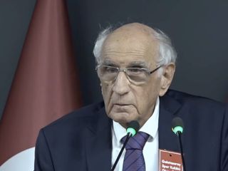 Galatasaray Divan Kurulu'nda Barış Alper Yılmaz diyaloğu: İyi para verirlerse satalım