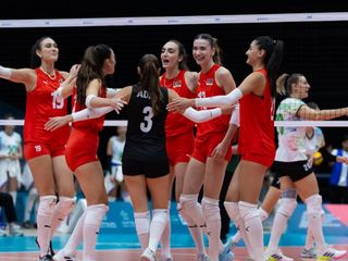 Kadın Milli Voleybol Takımı, altın madalyanın sahibi oldu