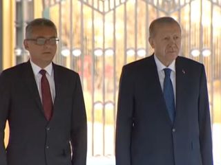 Cumhurbaşkanı Erdoğan, KKTC Cumhurbaşkanı Tufan Erhürman'ı resmi törenle karşıladı