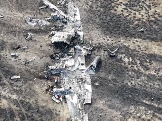 20 askerimizin şehit olduğu uçağın enkazı görüntülendi