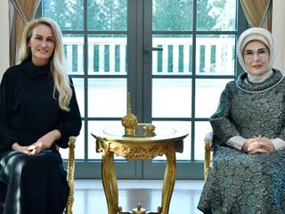 Emine Erdoğan, KKTC Cumhurbaşkanı'nın eşi Nilden Bektaş Erhürman’ı ağırladı