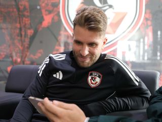 Puskas Ödülü’ne aday gösterilen Rodrigues: Haberi annemden aldım