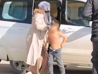 Bursa'da üzerine kaynar su bulunan çaydanlık devrilen çocuk yaralandı