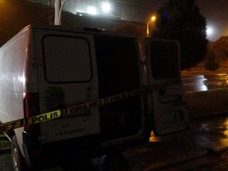 Malatya'da feci kaza: Aydınlatma direğine çarpan sürücü öldü