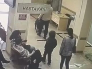 İstanbul'da gıda zehirlenmesi şüphesi: Ölenlerin yakınları konuştu