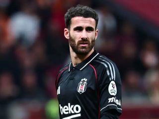 Jose Mourinho'nun bir numaralı hedefi Rafa Silva iddiası