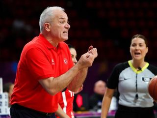 Galatasaray, Ekrem Memnun ile yollarını ayırdı