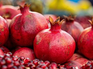 Çürük nar kendini böyle belli ediyor: Rengine ve kabuğuna dikkat edin