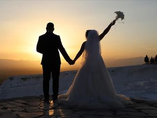 Yargıtay, düğün fotoğraflarını müşterilerine gösteren fotoğrafçıya mahkumiyet kararı verdi