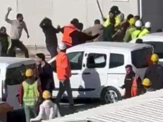 Ankara inşaatta taşlı sopalı kavga: Polis ekipleri müdahale etti