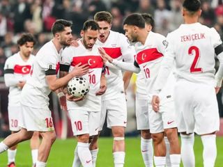 İspanya - Türkiye: Muhtemel 11'ler