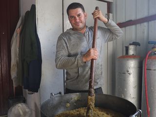 Hatay'da zeytinyağı defne sabununa yoğun ilgi