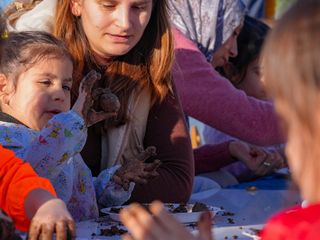 Diyarbakır’da minikler, orman için tohum topu hazırlıyor