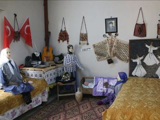 Hatay'da kayınvalidesinden kalan evi müzeye dönüştürdü