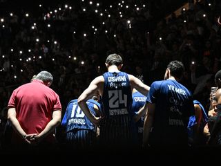 Anadolu Efes, evinde Real Madrid engelini aşamadı